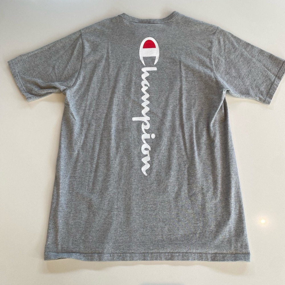 Champion Men’s T-Shirt Size Large LIKE NEW